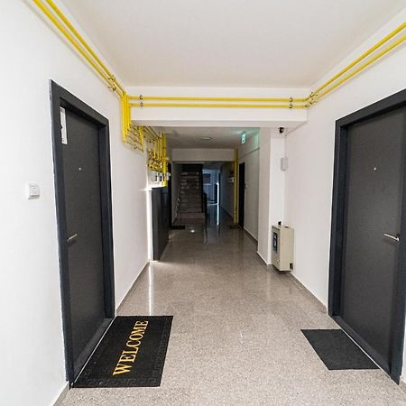 Delux Suite Bacău Exterior foto