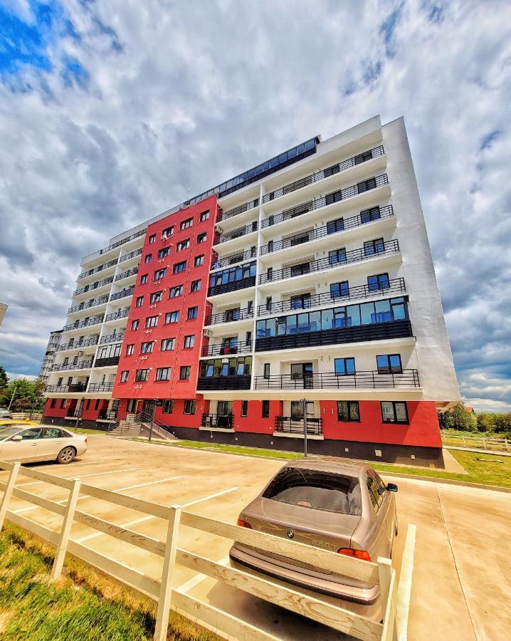 Delux Suite Bacău Exterior foto
