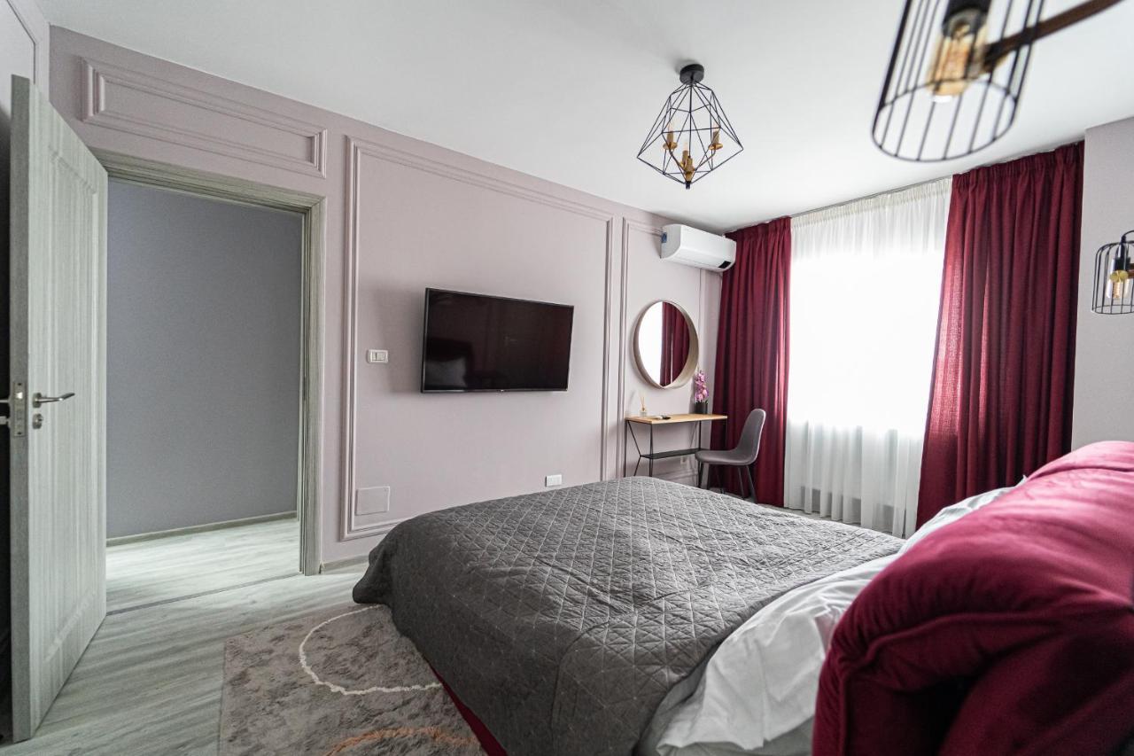 Delux Suite Bacău Exterior foto